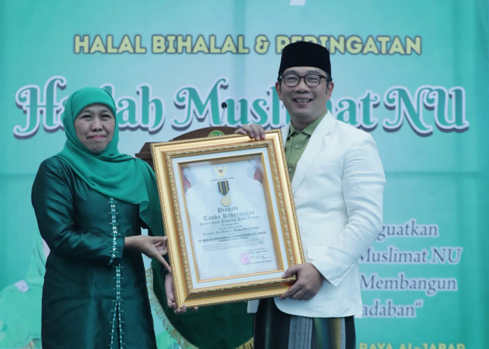 Desain Masjid Raya Islamic Center Jatim, Ridwan Kamil Diganjar Penghargaan Jer Basuki Mawa Beya