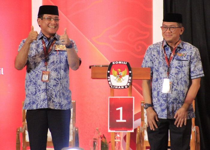 Debat Calon Bupati Cirebon Kedua, Pidato RAHIM Berapi-api, Singgung Jalan, Begal hingga Narkoba