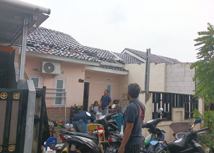 Banjarwangunan Diterjang Angin Puting Beliung, Sejumlah Rumah Warga Rusak
