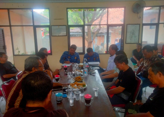 Warga Gombang Protes Pengelolaan Tanah Kas Desa, Kuwu dan Ketua BPD Mangkir dari Audiensi Resmi