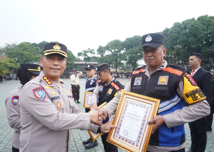 Kampung 1 Pintu Antar Polres Cirebon Kota Raih Juara 2 Lomba Tiga Pilar Polda Jabar