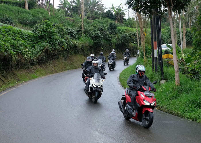 Bahaya Jika Merokok Sambil Berkendara Sepeda Motor