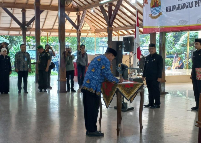 Pemkab Cirebon Lantik 116 Kepala Sekolah, Penguatan Pendidikan Jadi Prioritas RPJMD 2025–2030