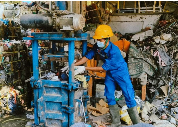 Hebat! Desa di Cirebon Sulap 10 Ton Sampah per Hari Jadi Bahan Bakar Industri Semen