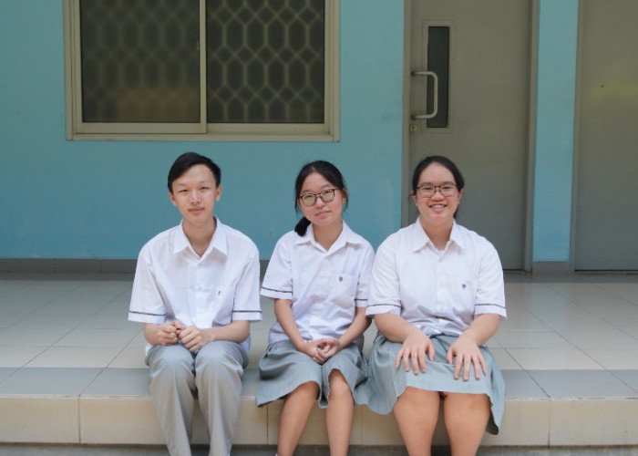 Tiga Pelajar SMAK Penabur Cirebon Torehkan Prestasi Membanggakan