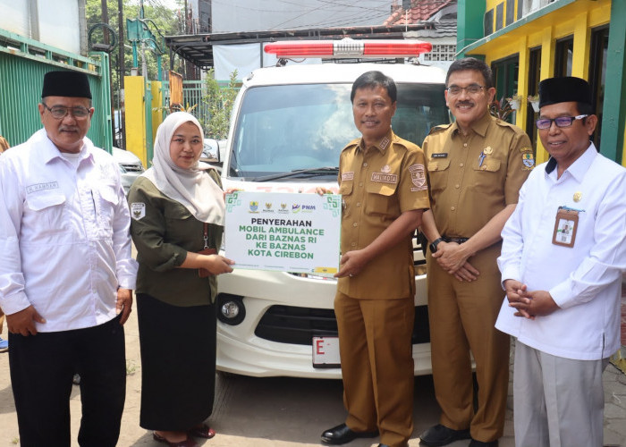 Pemkot Cirebon Perkuat Kepercayaan Publik terhadap Baznas, Ambulans Bantuan Baznas RI Diserahkan