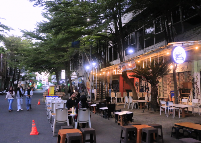 Tempat Nongkrong Paling Hits di Cirebon: Street Coffee Makin Populer dan Jadi Pilihan Anak Muda