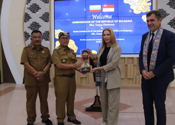 Bupati Cirebon Sambut Dubes Bulgaria, Bidik Kerja Sama Industri dan Investasi