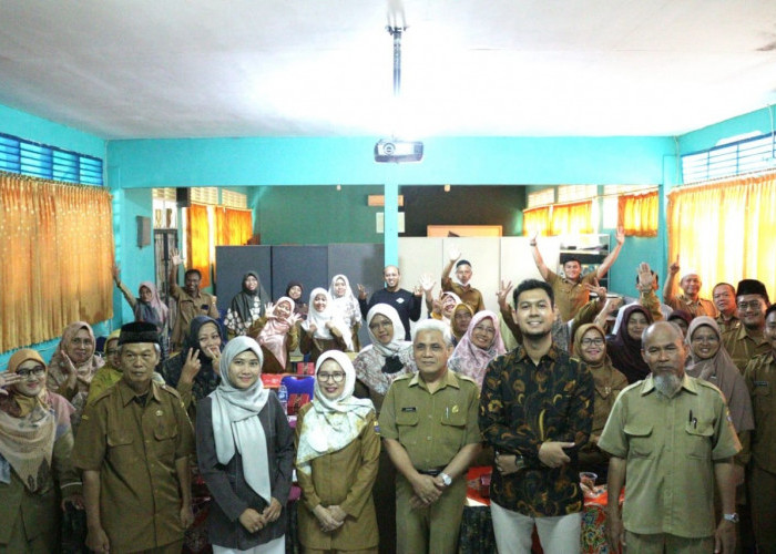 Dosen IPB Cirebon Bekali Guru SMP Pembuatan Media Pembelajaran Berbasis Digital