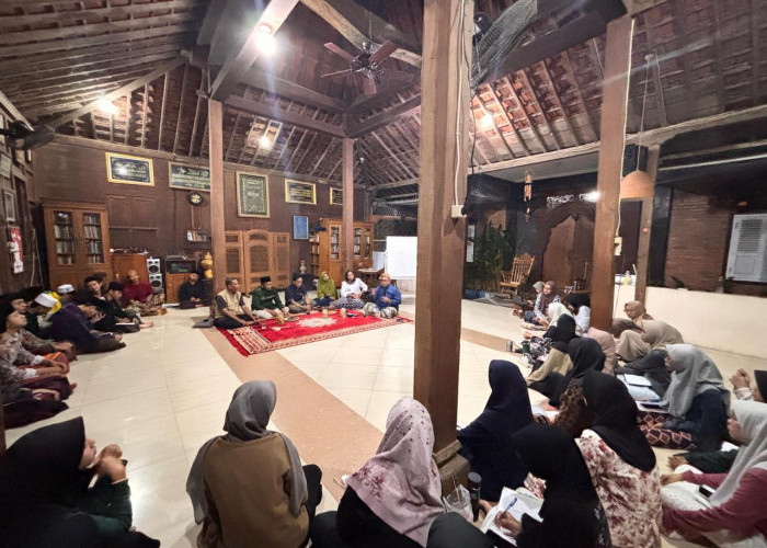 LPM Karya Mulya Rangkul Mahasiswa Olah Sampah Menjadi Bernilai 