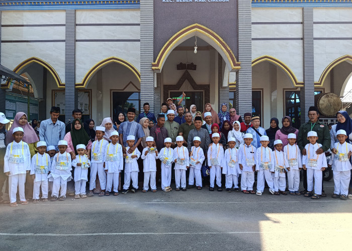 Sunatan Massal dan Cek Kesehatan Gratis Warnai Semarak Maulid Nabi di Desa Cikancas