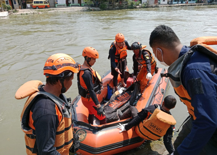 Korban Tenggelam di Aliran Irigasi KW 6 Pasir Tapus, Karawang  Sudah Ditemukan