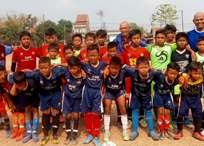 Ikut Turnamen Sepakbola Piala Danjen Kopassus, SSB Mandiri Cirebon Buka Seleksi Pemain U-12