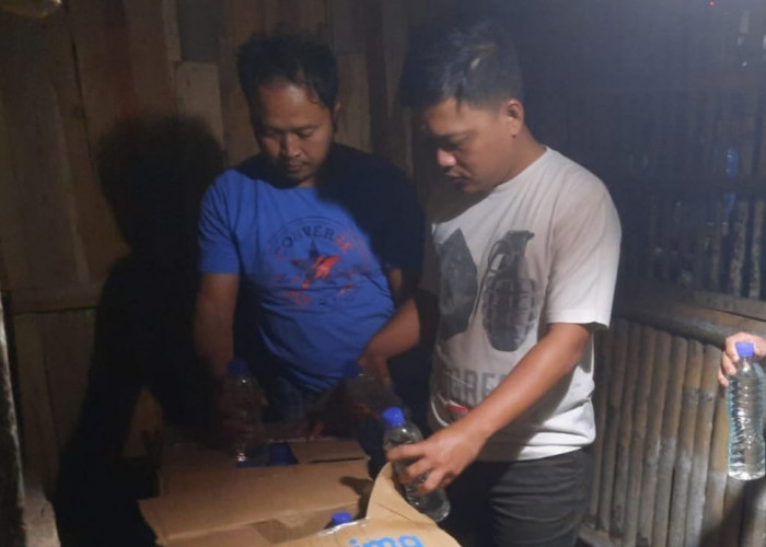 Operasi Pekat Jelang Puasa, 108 Botol Miras Disita Polresta Cirebon