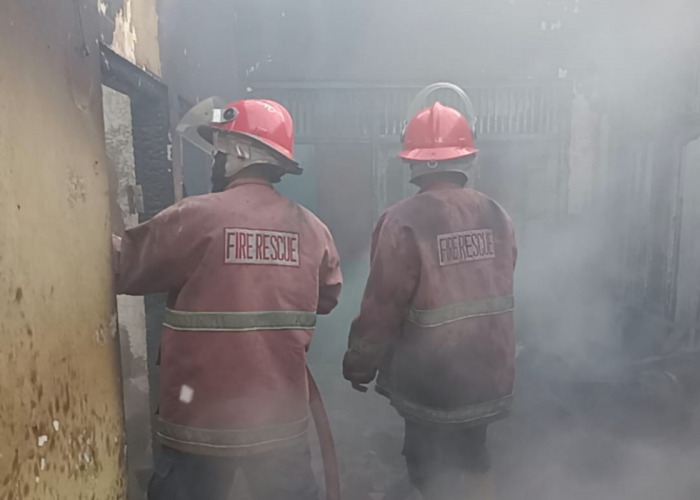 Kebakaran Rumah di Cirebon, Diduga Korsleting Listrik Hanguskan Rumah Warga Plumbon