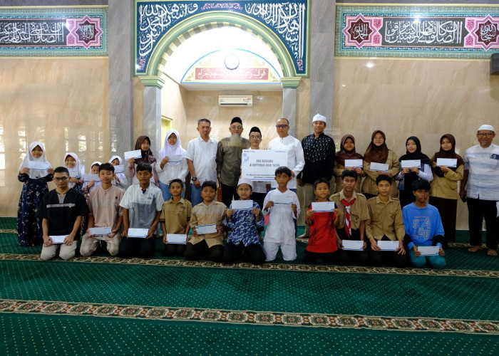 Pelindo Regional 2 Cirebon Gelar Doa Bersama, Santuni 25 Anak Yatim