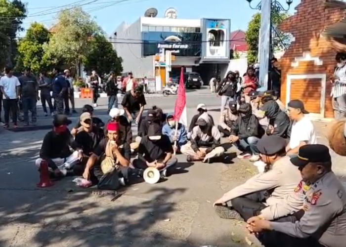Ruwatan saat Demo REPDEM Bikin Heboh, Ada Pesan Moral untuk Pejabat Kota Cirebon