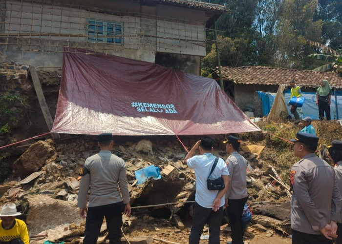 Longsor di Desa Girimulya Majalengka, Lansia 82 Tahun Alami Luka Sobek di Kepala