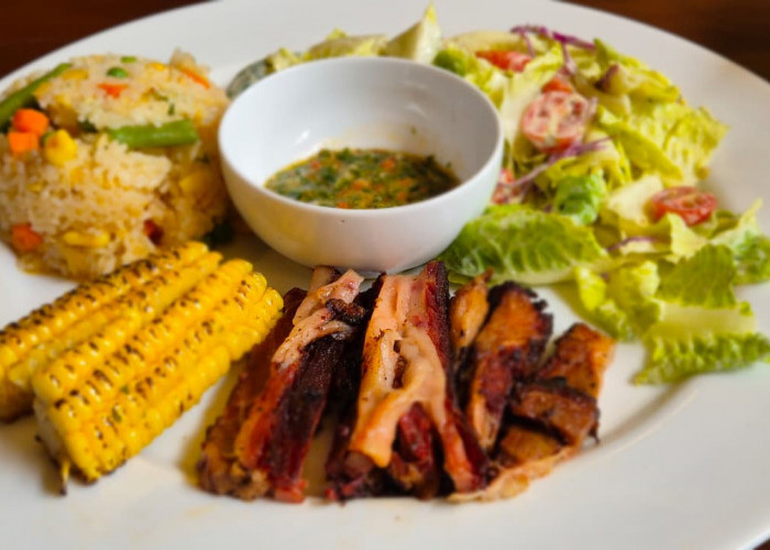 Ingin Ngerasa Hari Minggu Setiap Hari? Coba Nongkrong di Sundaze Coffee & Eatery Cirebon