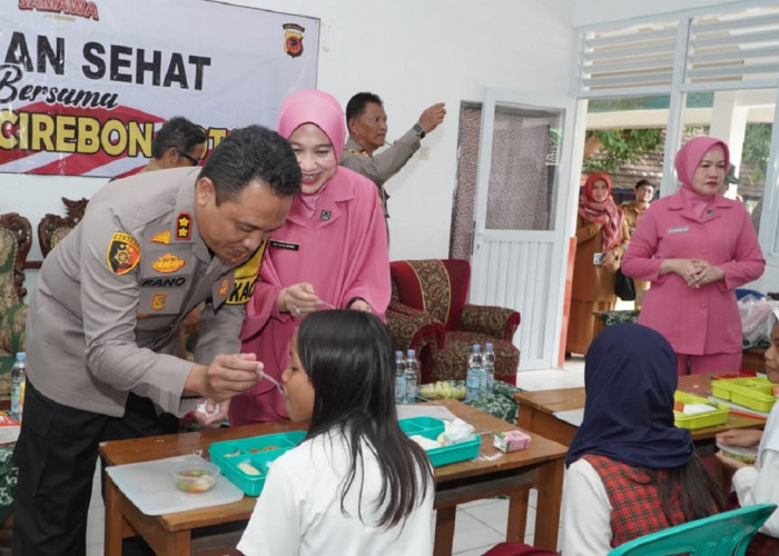 Program Makanan Bergizi Gratis Polres Cirebon Kota, Digelar di Sekolah Ini