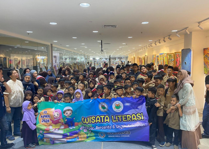 Siswa SD Peradaban Global Qur’an Gelar Wisata Literasi di Gramedia Cirebon