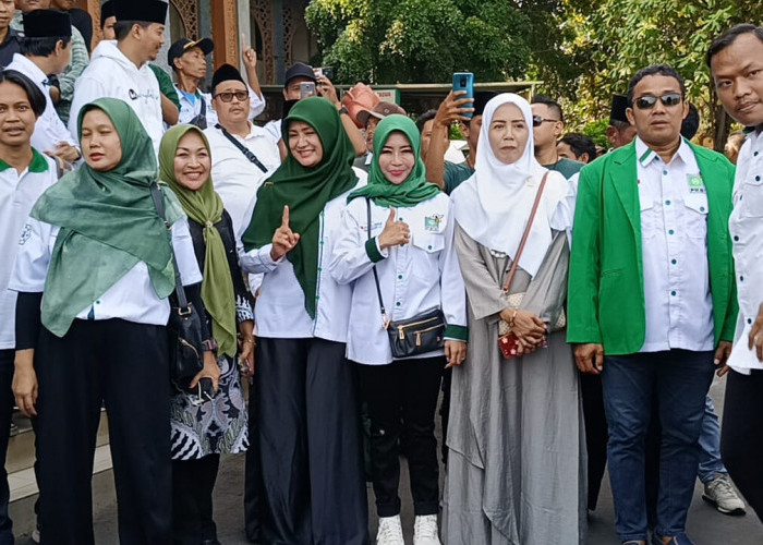 Teh Rinna All Out Menangkan Gus Imin dan PKB di Kota Cirebon