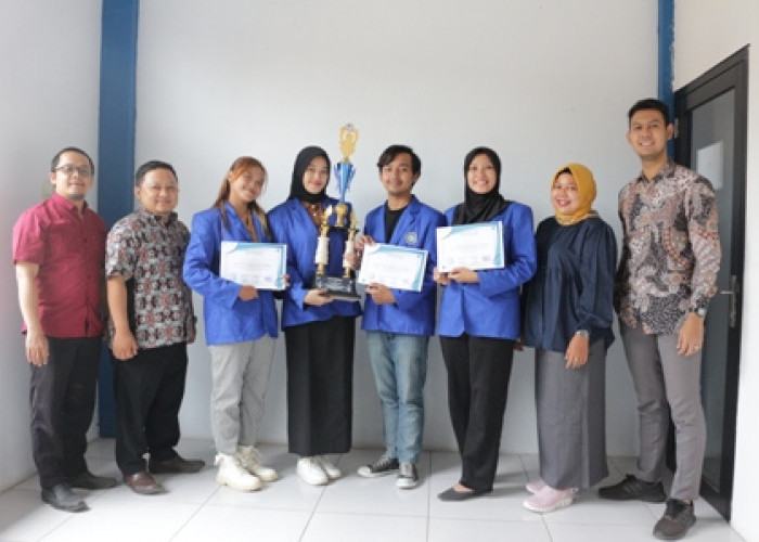 IPB Cirebon Juarai Lomba Pidato Bahasa Inggris dan  Salesman Southeast Asia