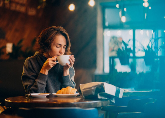 Cuaca Ekstrem Tetap Nongkrong, Ini 5 Cafe Paling Nyaman di Cirebon buat Nongkrong, Kerja, dan Healing