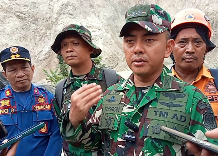 Proses Pancarian Korban Sempat Dihentikan, Terjadi Longsor Susulan