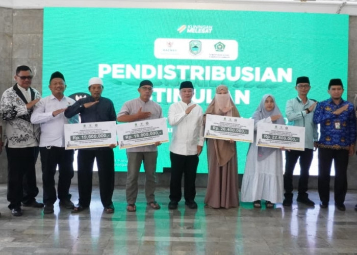 BAZNAS Kuningan Salurkan Bantuan Rp617 Juta untuk 1.544 Guru Ngaji dan Takmir Masjid