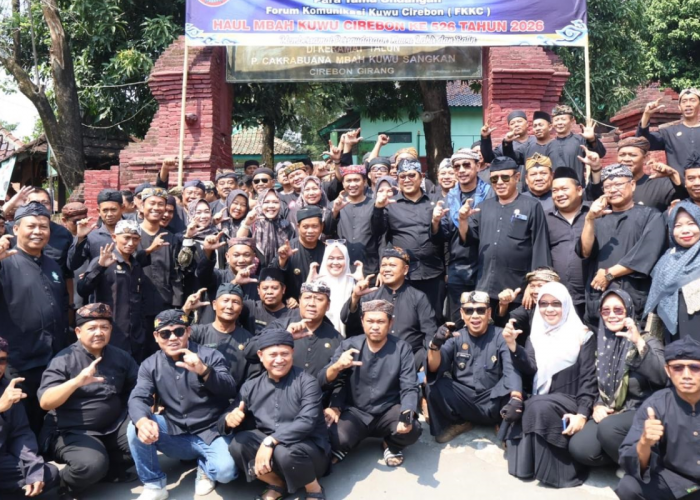Ratusan Kuwu Hadiri Haul Mbah Kuwu Sangkan, Wabup Ungkap Kunci Kemajuan Kabupaten Cirebon