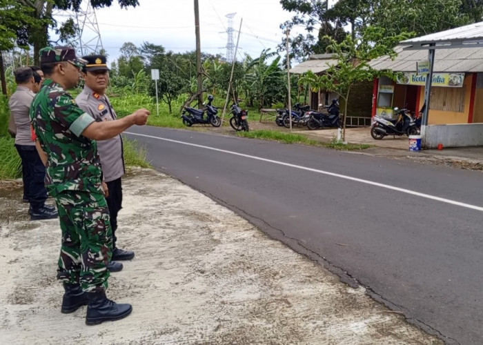 VIRAL Video Diduga Tawuran Remaja Bersenjata di Paniis Kabupaten Kuningan