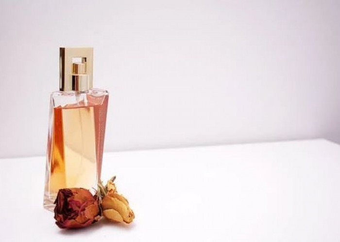 Tips Menghindari Reaksi Alergi dari Penggunaan Parfum 