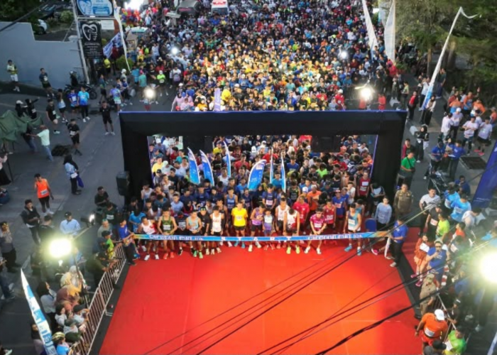 Ribuan Pelari Meriahkan Cirebon Run 10K, Kampanyekan Gaya Hidup Sehat Gembira dan Perkuat Sport Tourism