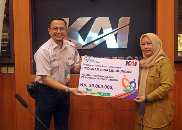 Bakti untuk Negeri, KAI Daop 3 Cirebon Salurkan Bantuan TJSL Senilai Rp 105,61 Juta