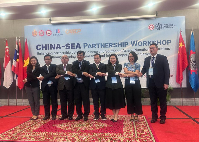 China-SEA Partnership Workshop Peningkatan Kapasitas STMIK IKMI Cirebon melalui Kerjasama Internasional