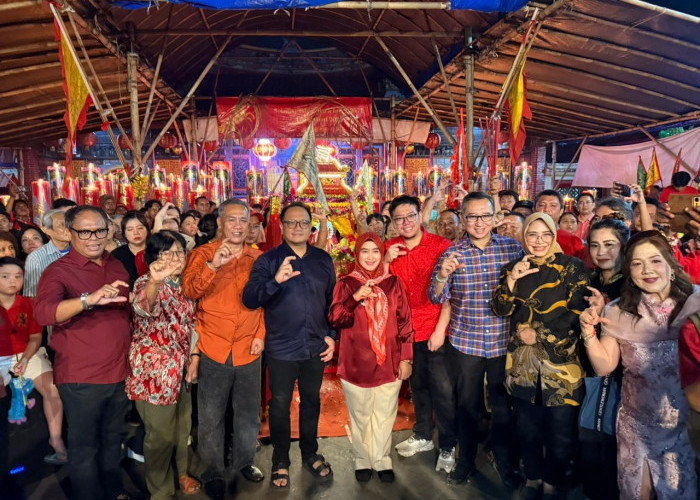 Ketua DPRD Hadiri Malam Kesenian Cap Go Meh 