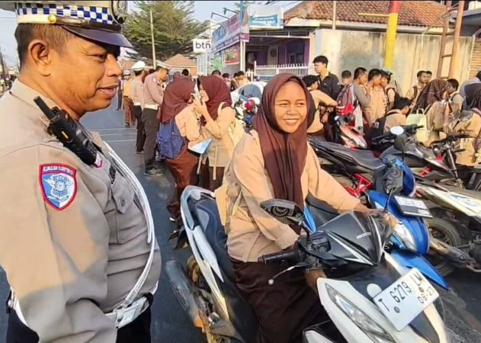 Razia Kendaraan Pelajar di Pantura Cirebon, 34 Motor Tanpa Surat Diamankan Polisi