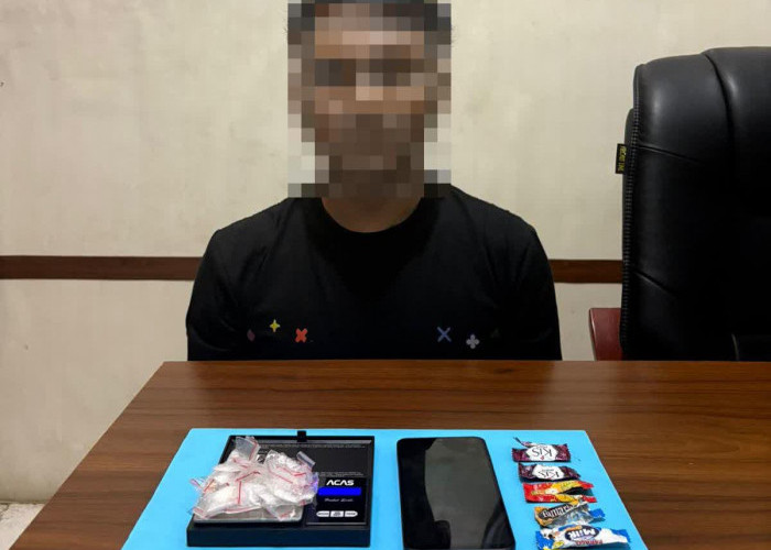 Operasi Malam di Permukiman Kota Cirebon, Polisi Tangkap Terduga Penyalahguna Sabu