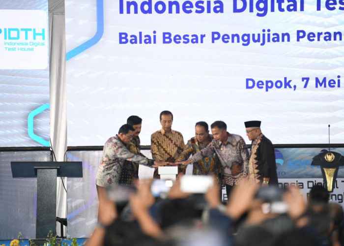 Jokowi Resmikan Indonesia Digital Test House di Depok: Kita Jangan Jadi Penonton 