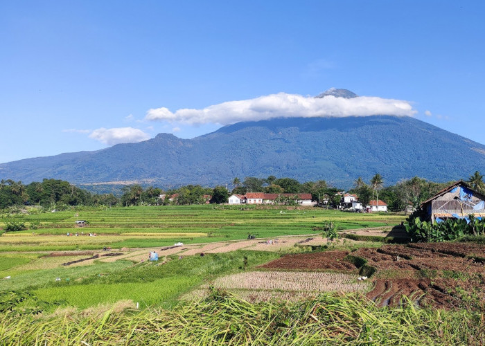 Gunung Ciremai dan Gunung Slamet, Kakak Beradik yang Kalau Meletus Bisa Bikin Pulau Jawa Terbelah