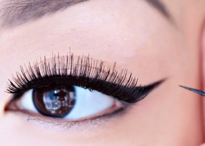 Cara Mudah Mengatasi Eyeliner yang Tercoret Tanpa Harus Menghapus Makeup