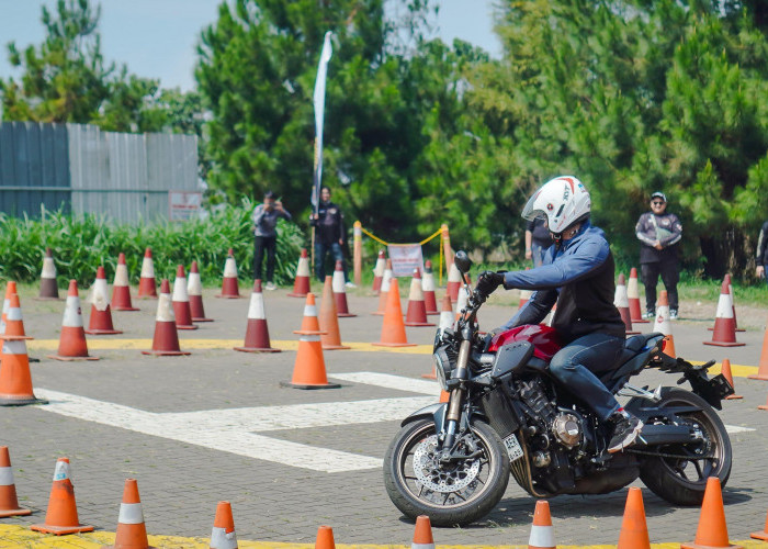 Tips Aman Berkendara di Jalan Sempit, Tetap Waspada dan #Cari_Aman