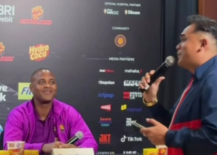 Kluivert Absen dalam Laga Barca Legends vs DRX Legends di GBK, Ini Penyebabnya