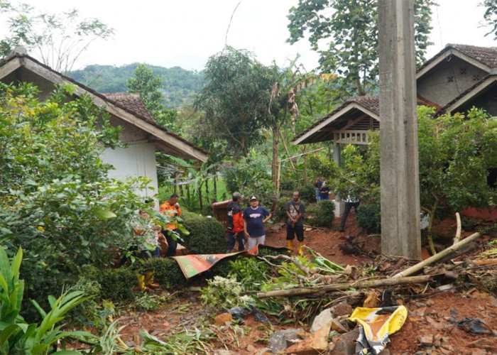 Banjir Lumpur Dampak dari Proyek Jalan Lingkar Utara Jatigede, Bupati Bilang Begini
