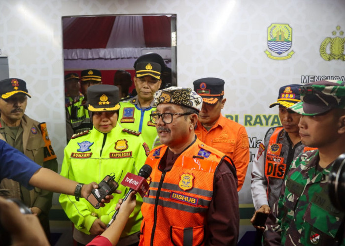 Forkopimda Kabupaten Cirebon Monitoring Arus Mudik Operasi Ketupat Lodaya 2024