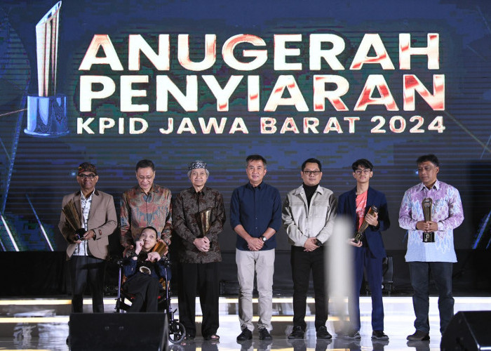 ANUGERAH KPID 2024 , Bey Machmudin: Penyiaran Berkeadilan Harus Dapat Diakses Sampai Pelosok Jawa Barat 