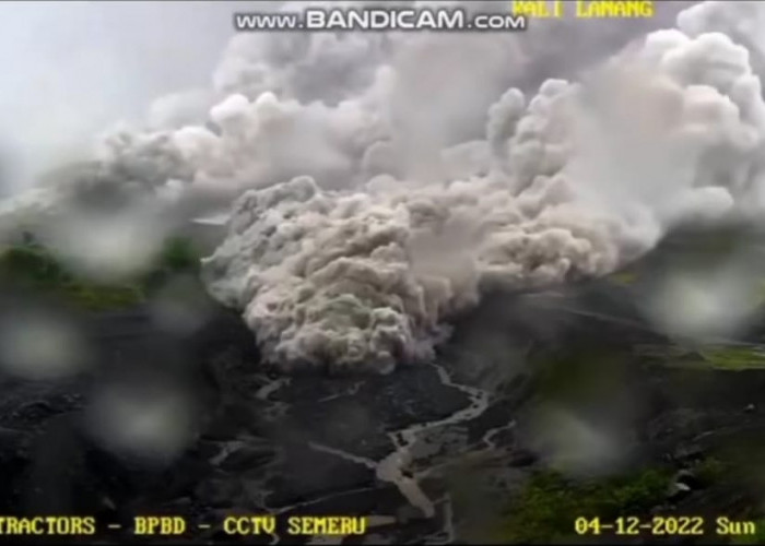 Potret Ngeri Erupsi Gunung Semeru 4 Desember 2022, Terjadi 22 Kali Letusan