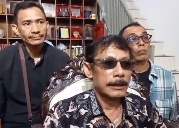 Soal Kericuhan di Depan Keraton Kasepuhan Cirebon, Prabu Diaz: Mereka Datang Baik-baik