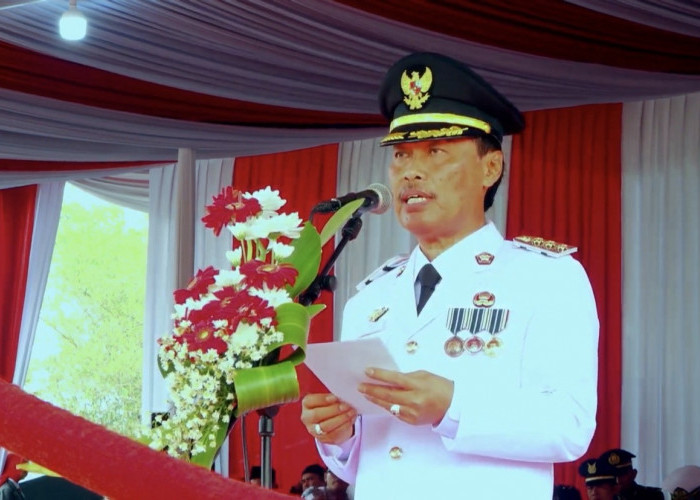 Pimpin Upacara HUT ke-81 RI, Wali Kota Cirebon Effendi Edo Kirim Doa untuk NTT dan Paparkan Capaian 2026
